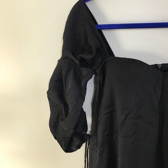 Black Sweetheart Off shoulder top - Picture 7 of 8